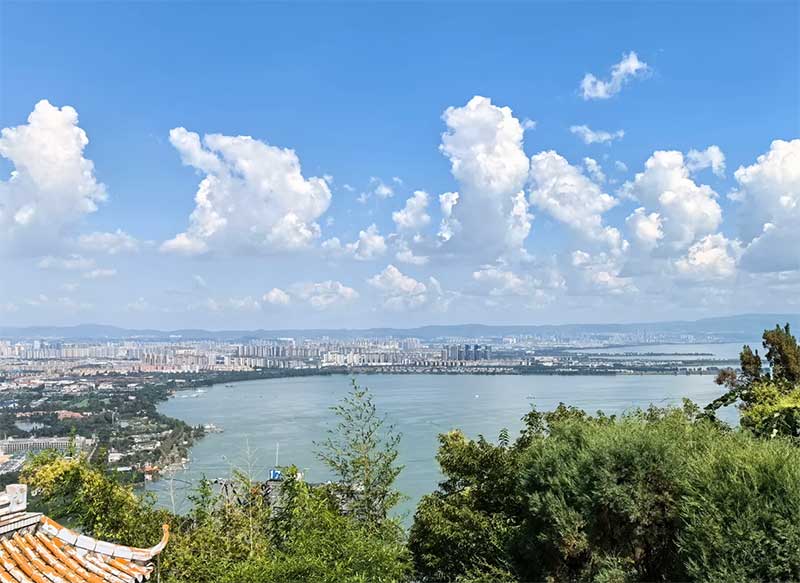 昆明西山風景名勝區簡介